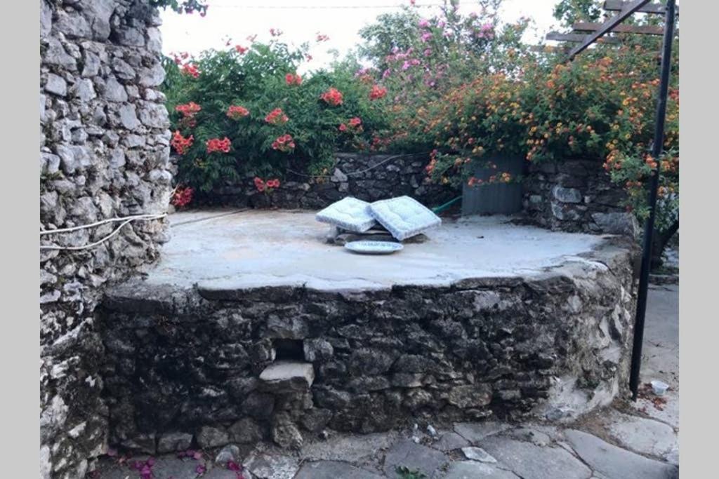 Traditional Stone House In Eastern Mani Flomochori Екстериор снимка